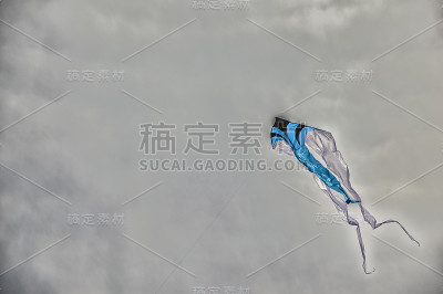 风筝在空中