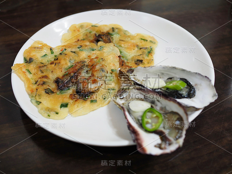 韩国美食牡蛎煎饼，gul jeon