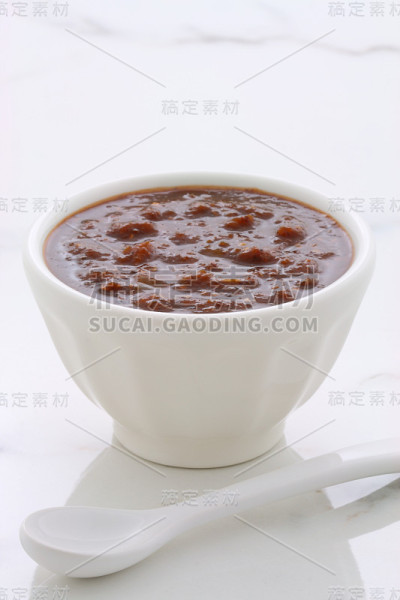 工匠自制的墨西哥辣椒酱
