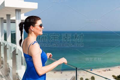漂亮的女人