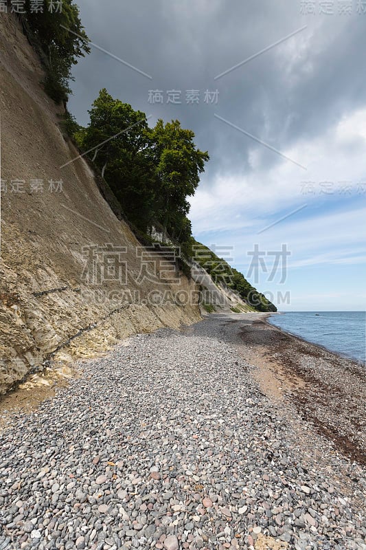 鲁根岛海岸，贾斯蒙德国家公园，梅克伦堡。在一个