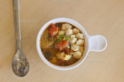 番茄蔬菜汤