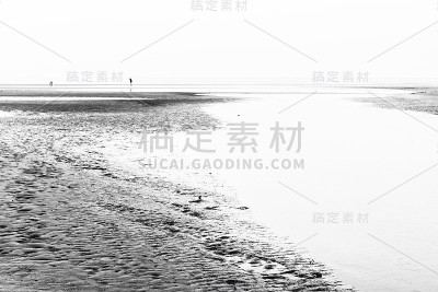 意大利Bibione泻湖上的夏日日落