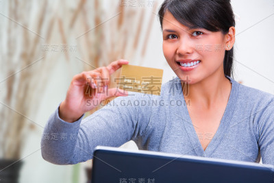 显示金卡