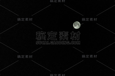 满月