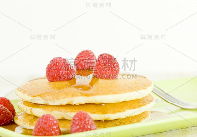 煎饼和覆盆子