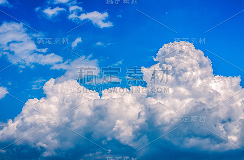 蓝天白云