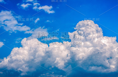 蓝天白云