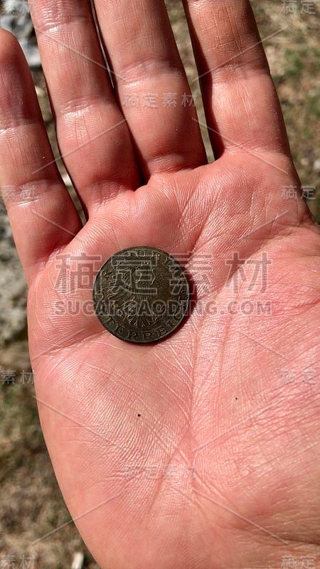 意大利发现金属探测器