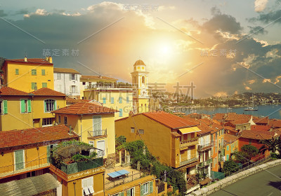 维勒弗朗什街道在城市的历史部分