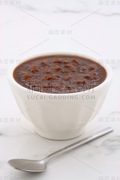 工匠自制的墨西哥辣椒酱