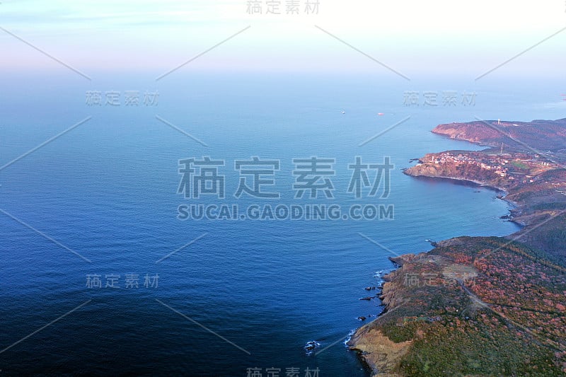 鸟瞰伊斯坦布尔博斯普鲁斯海峡