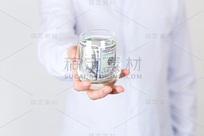 商人用金钱