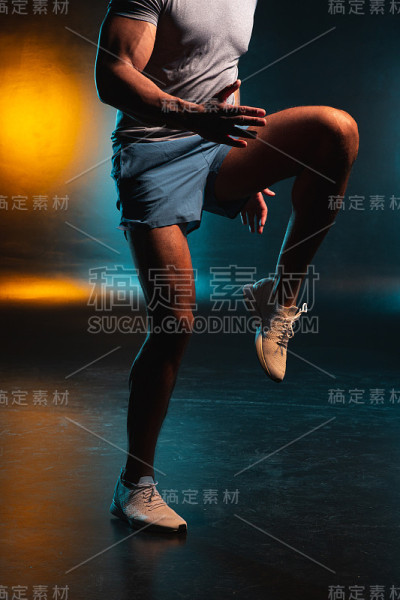 热身肌肉在运动训练库存照片