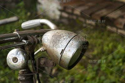 自行车的前灯