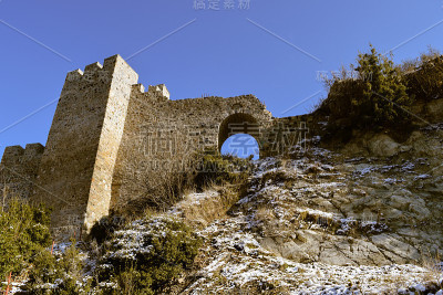 马其顿的性质。石竹(石竹)山地森林