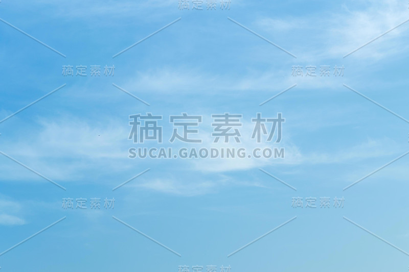 多云的天空;没有空气;没有气氛;良好的氛围