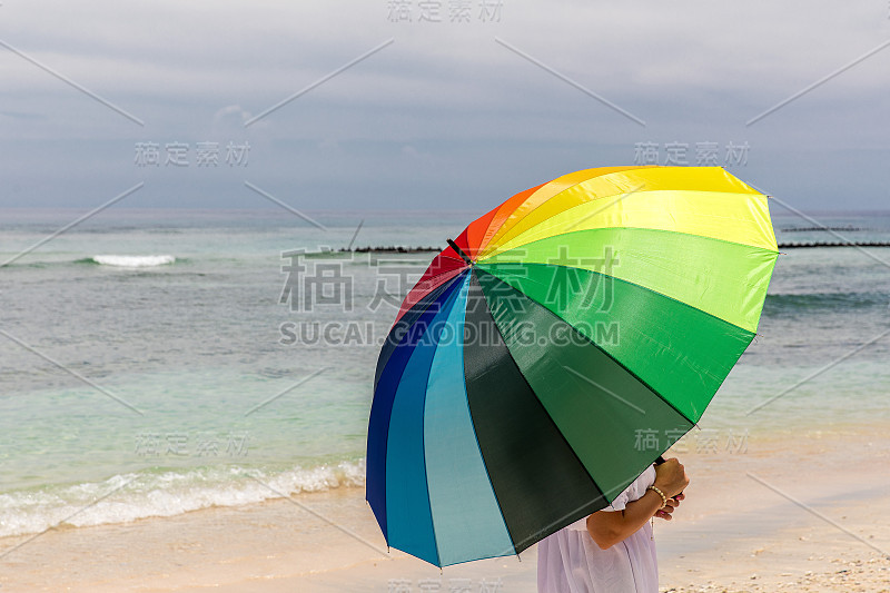 五彩缤纷的雨伞