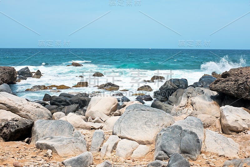 加勒比海阿鲁巴岛的北海岸