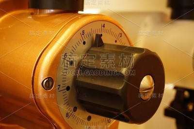 老式咖啡研磨机。