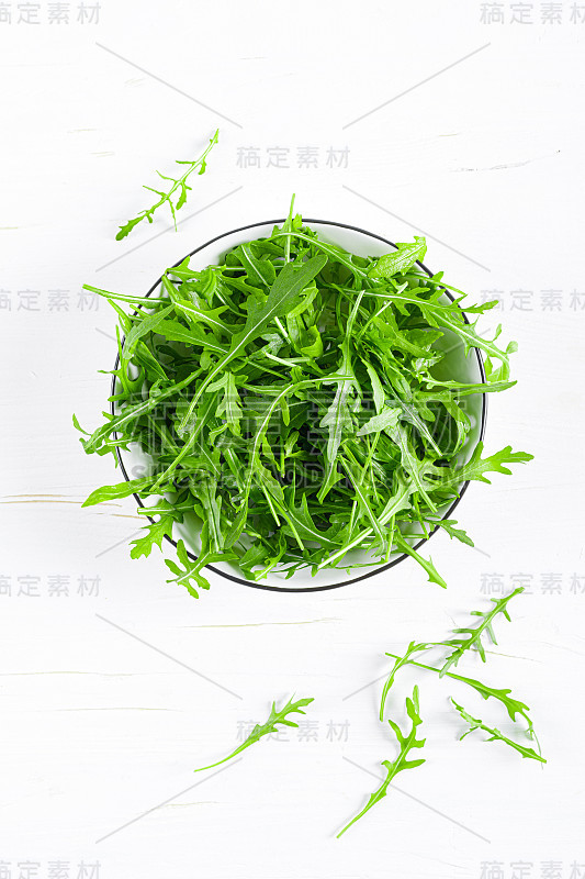 新鲜芝麻菜或火箭叶沙拉，rucola，俯视图