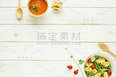 轻夏餐概念与复制空间。