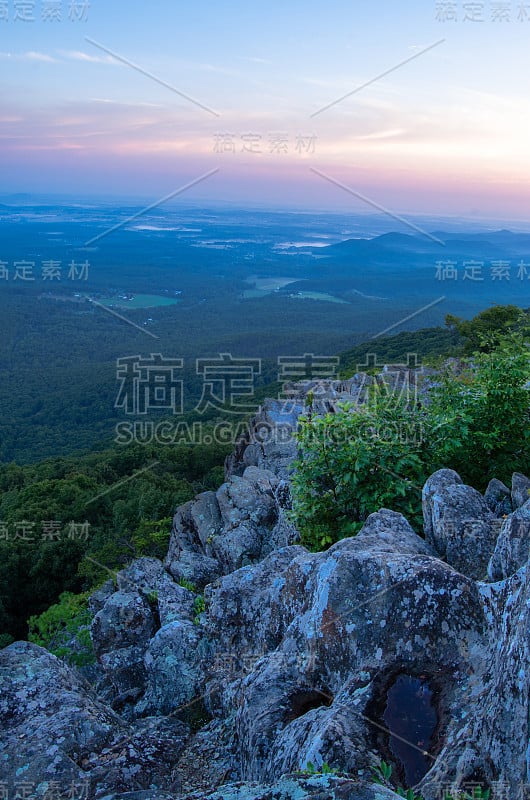 乌鸦窝的日出