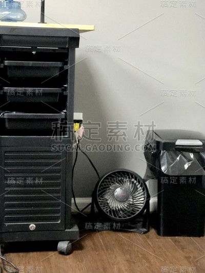 沙龙工作站