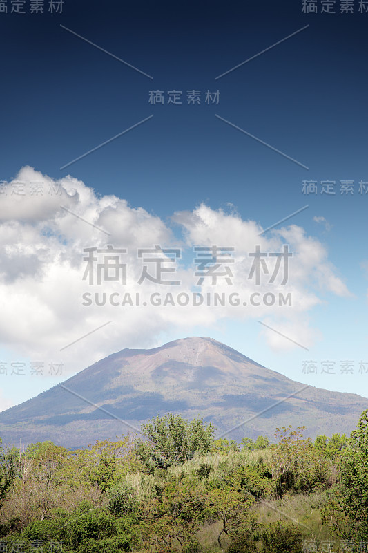 维苏威火山景观图片