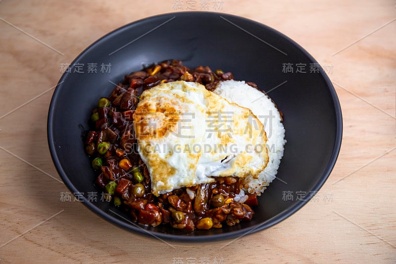 韩国食物豉油饭