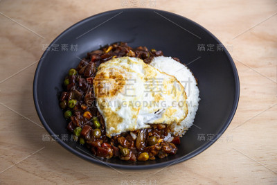 韩国食物豉油饭
