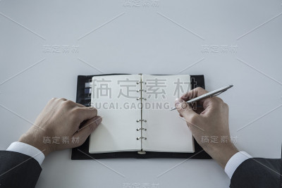带笔的商人