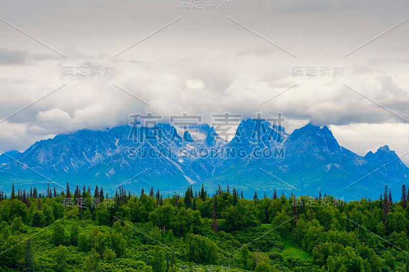 阿拉斯加的Talkeetna山