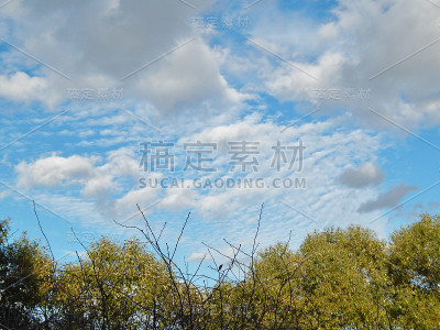 蓝天白云