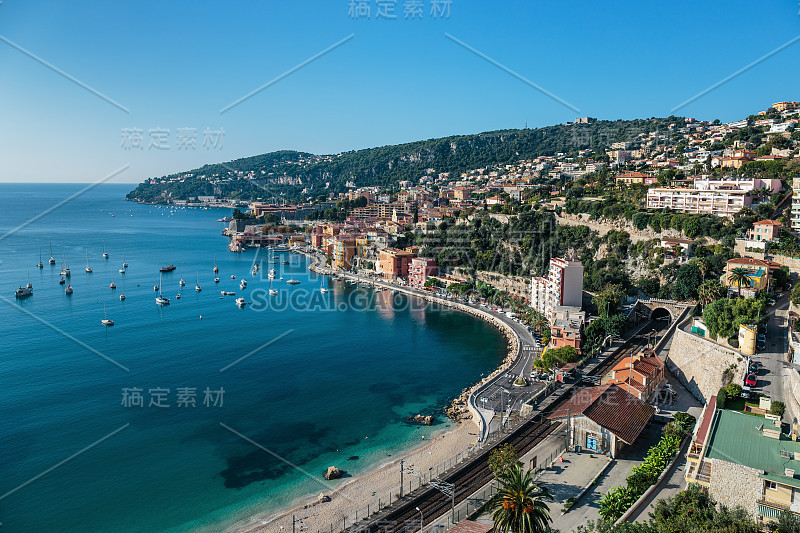 蔚蓝海岸(Cote d’azur)的全景