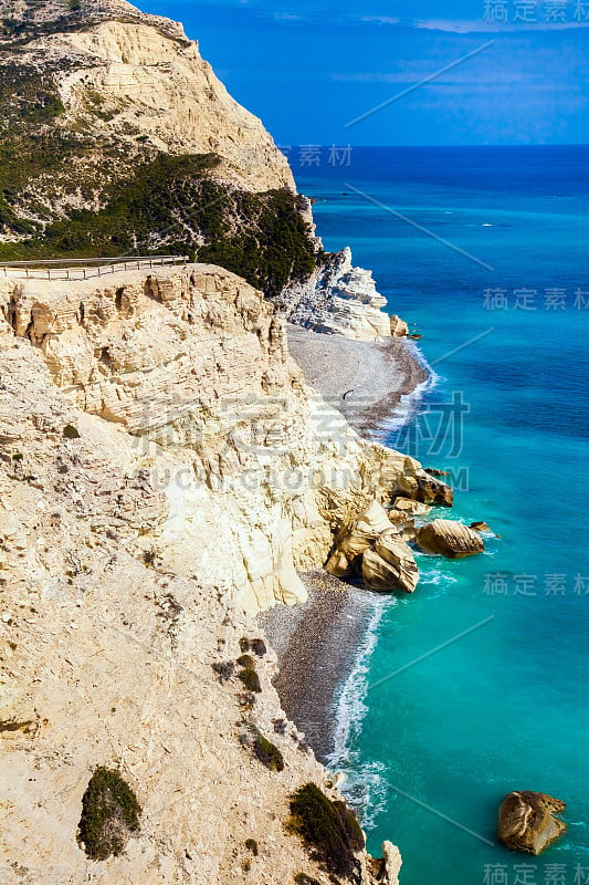 塞浦路斯的海岸线