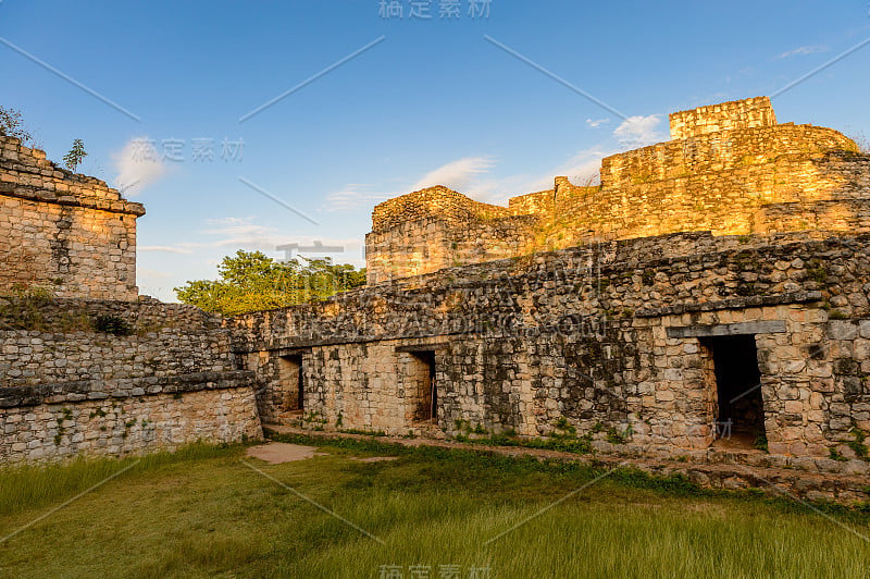 墨西哥尤卡坦半岛的提莫松，尤卡坦半岛的玛雅考古遗址Ek' Balam。从前古典时期到后古典时期，这里