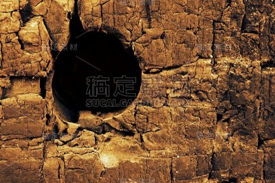 隧道尽头的黑暗
