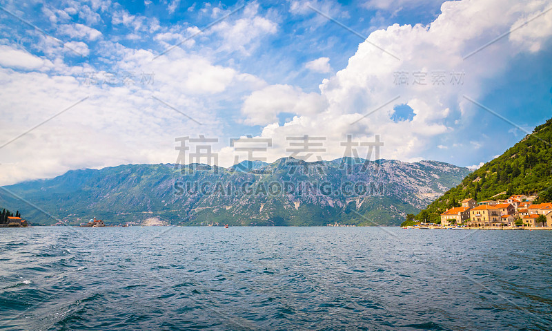 美丽的地中海风景。黑山科托尔湾(Boka Kotorska)佩拉斯特镇附近的山脉。