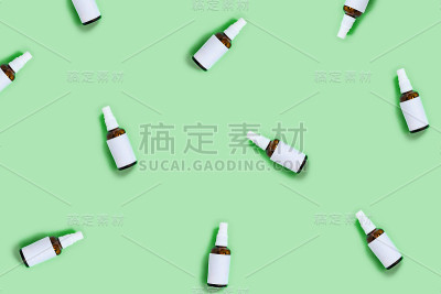 在蓝色背景上零浪费配件。