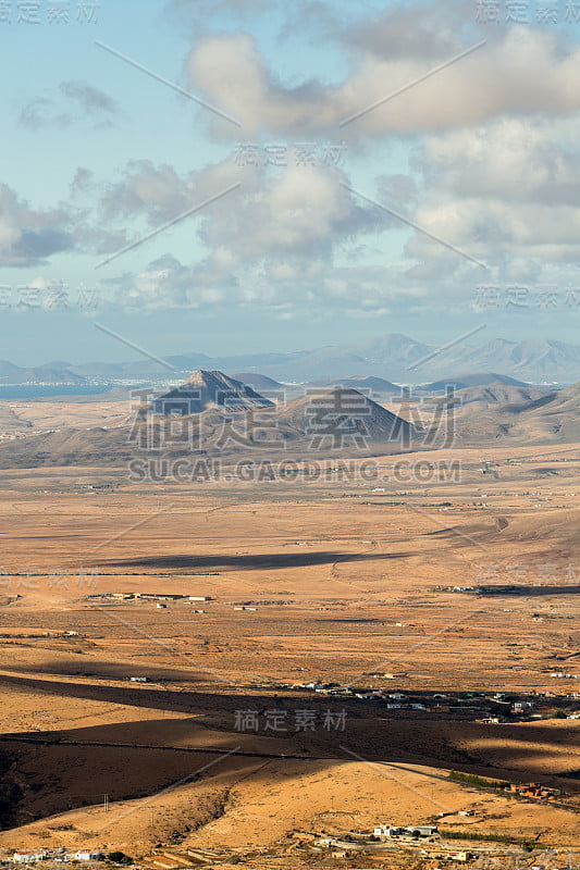 Morro Velosa Pointview -岛上中北部地区独特的美妙风景。Fuerteventu