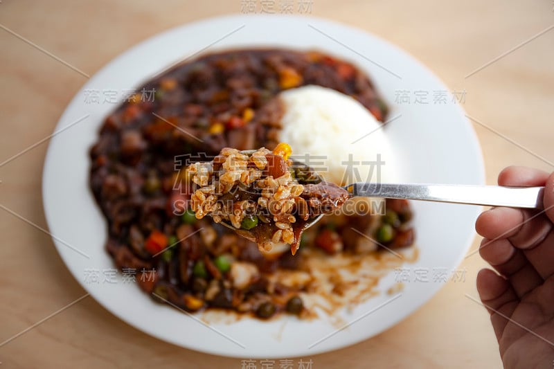 韩国食物豉油饭