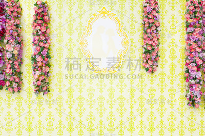 美丽的婚礼背景或明信片背景与鲜花装饰。