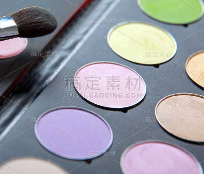 专业的化妆品。