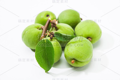 青梅白果上有韩果