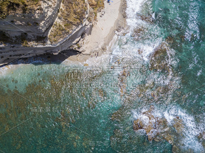 海角，海岸，悬崖，俯瞰大海的悬崖，里卡迪，梵蒂冈角，卡拉布里亚。意大利