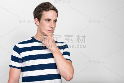 白人男子的肖像
