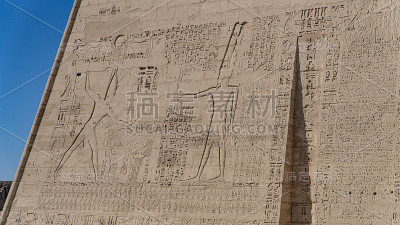 Medinet Habu神庙。埃及卢克索。位于Medinet Habu的拉美西斯三世殡仪馆是埃及卢克