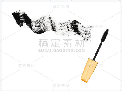 金色的睫毛刷，黑色的笔触孤立在白色上