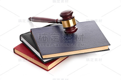 书和木槌工作室孤立在白色